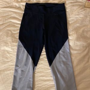 Athletic cropped leggings